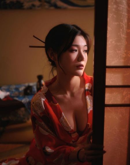 成人精品蜜臀在线观看_BD手机在线观看