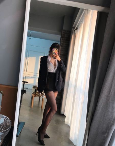 性饥渴的销魂少妇_国产剧迅雷电影在线