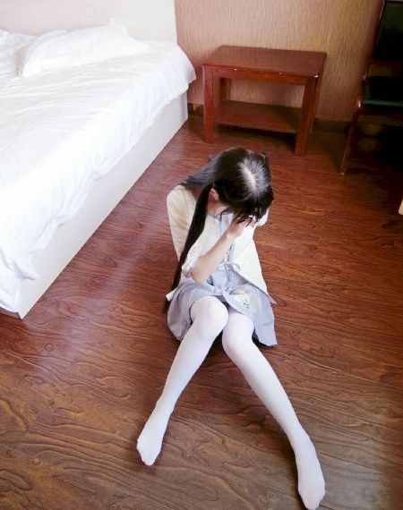 国产乱码一二三区精品_成人在线观看免费