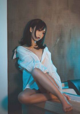 金牌客服董董恩电视剧免费观看_1080P免费观看最新